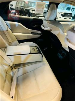 تۆیۆتا کراون